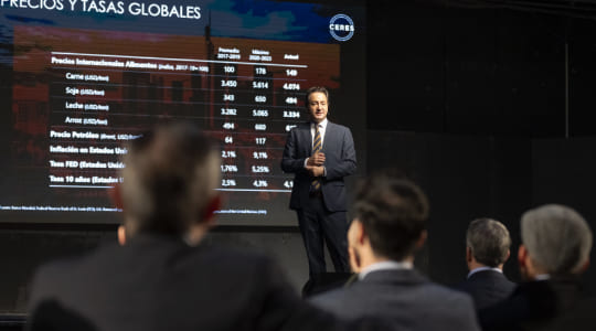 Ignacio Munyo presentó conceptos claves para entender la actualidad económica de Uruguay en Enjoy Punta del Este 